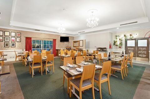 Coopers Colonial Motel - Accommodation Port Macquarie 11