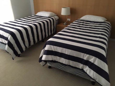 Beachfront Holiday Apartment To Rent For Short And Long Stays - Accommodation Port Macquarie 8