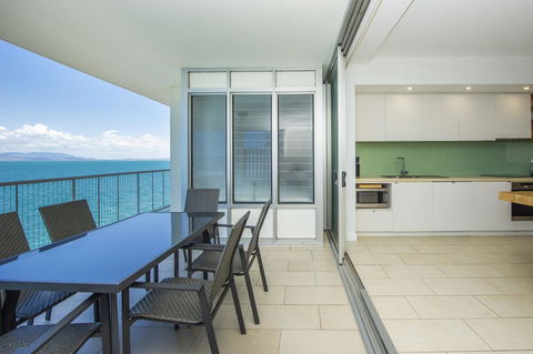1 Bright Point Apartment 5301 - Accommodation Port Macquarie 9