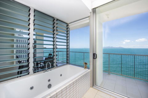 1 Bright Point Apartment 5301 - Accommodation Port Macquarie 18