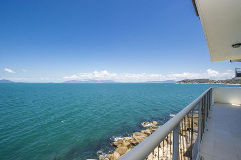 1 Bright Point Apartment 5301 - Accommodation Port Macquarie 1