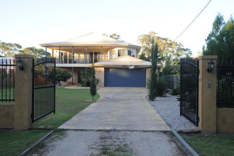 Waterfront At White Patch - Accommodation Port Macquarie 16