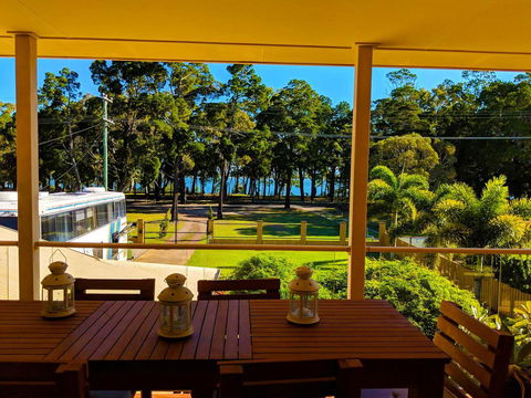 Waterfront At White Patch - Accommodation Port Macquarie 9
