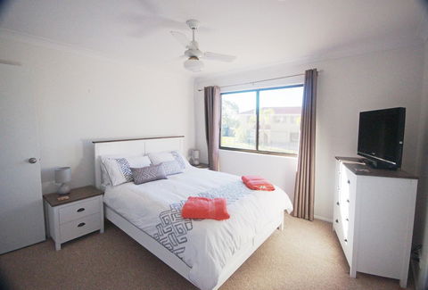 Cloud 8 On Welsby - Accommodation Port Macquarie 24
