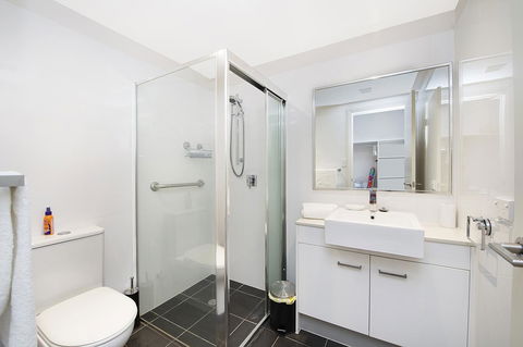 Keith's Sister - Accommodation Port Macquarie 11