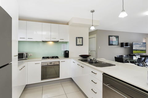 Keith's Sister - Accommodation Port Macquarie 7
