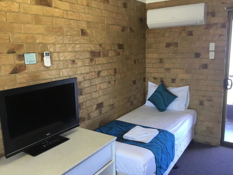Bribie Waterways Motel - Accommodation Port Macquarie 12