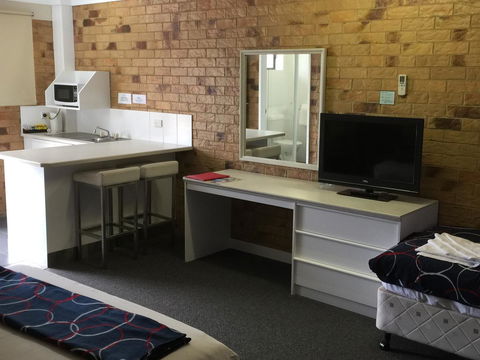 Bribie Waterways Motel - Accommodation Port Macquarie 31