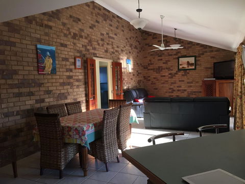 The Woorim Beach House - Accommodation Port Macquarie 2