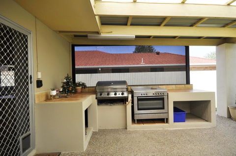 Ocean Wave - Accommodation Port Macquarie 18
