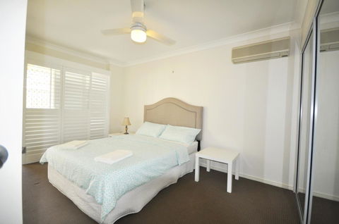 Ocean Wave - Accommodation Port Macquarie 12