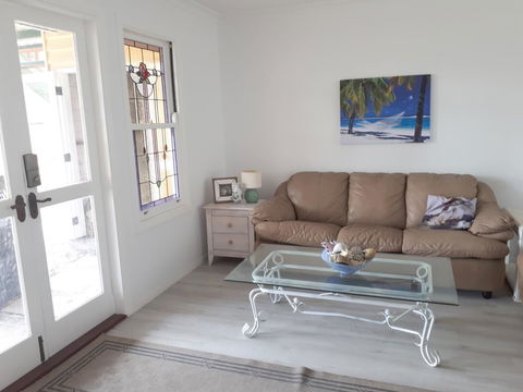 Retro Beach Flat - Accommodation Port Macquarie 13