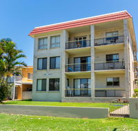 Enjoy the sea breezes from the balcony - Boyd St Woorim - Accommodation Port Macquarie