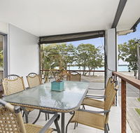Fishing and Swimming at your doorstep - Sylvan Beach Esp Bellara - Accommodation Port Macquarie