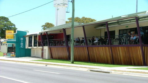 First Floor Unit Close To Shops, Park And Waterfront! - Accommodation Port Macquarie 3