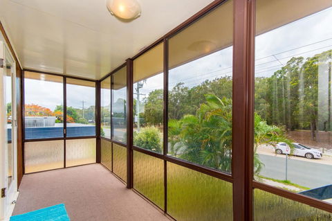 Short Stroll To Surf Beach - North Street, Woorim - Accommodation Port Macquarie 2