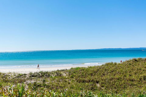 Short Stroll To Surf Beach - North Street, Woorim - Accommodation Port Macquarie 8