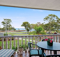 Huge top floor unit across the road....Waterfront - Accommodation Port Macquarie