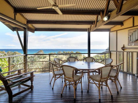 Claytons 1 By Discover Stradbroke - Accommodation Port Macquarie 12