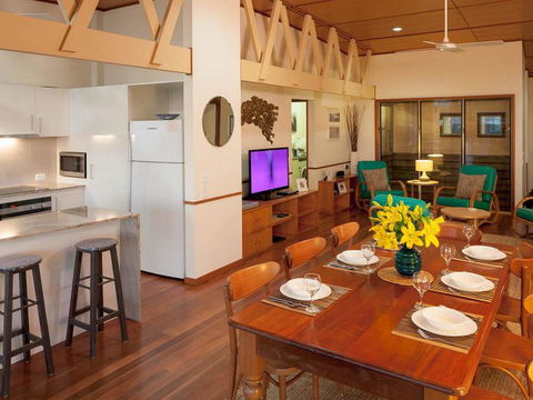 Claytons 1 By Discover Stradbroke - Accommodation Port Macquarie 0