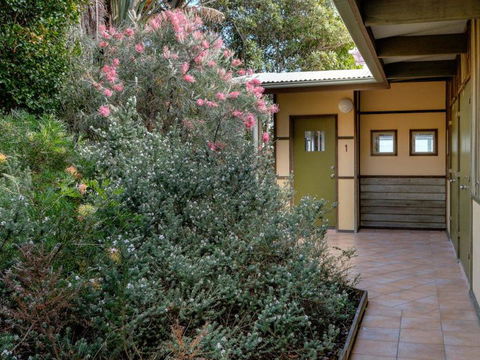 Claytons 1 By Discover Stradbroke - Accommodation Port Macquarie 1
