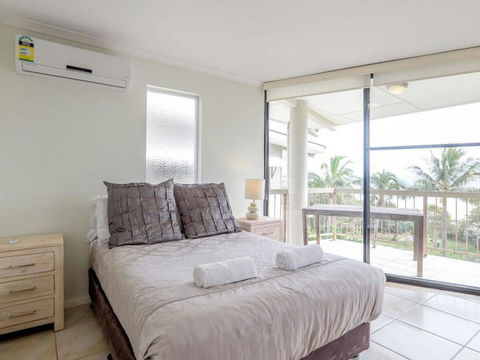 Mooloomba Five - Accommodation Port Macquarie 8