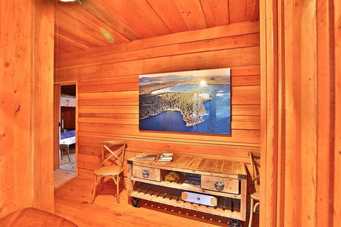 Bruny Island Lodge - Accommodation Port Macquarie 7