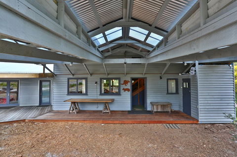 Bruny Island Lodge - Accommodation Port Macquarie 2