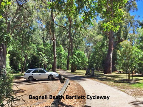 'Bagnall Views' 2/161 Government Rd - Stylish & Modern Duplex Across The Road To The Waters Edge - Accommodation Port Macquarie 3