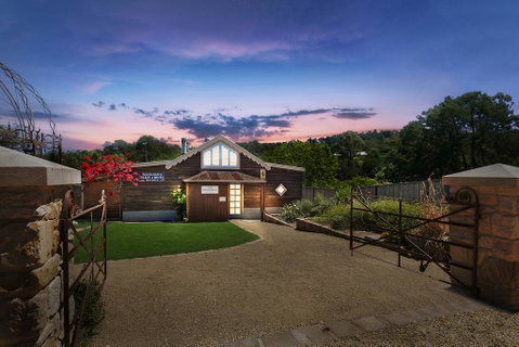 'The Coach House' At Lochiel - Accommodation Port Macquarie 0