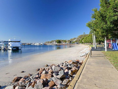 1 'Teramby Court' 104 Magnus Street - In Nelson Bay CBD - Accommodation Port Macquarie 1