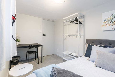 1 Double Quaint Grannyflat Private Room Near Public Transport - SHAREHOUSE - Accommodation Port Macquarie 1