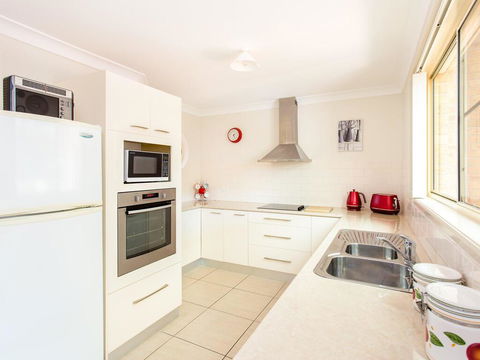 1/4 Huntly Close - Accommodation Port Macquarie 1