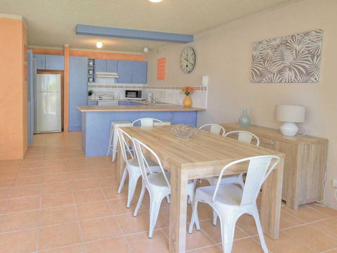 10 'Magnus Gardens' 7 Magnus Street - Air Conditioned & Walk To Town Centre - Accommodation Port Macquarie 1