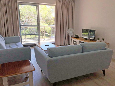 10 'Parkview', 11-13 Catalina Close - Peaceful Park Views - Accommodation Port Macquarie 1