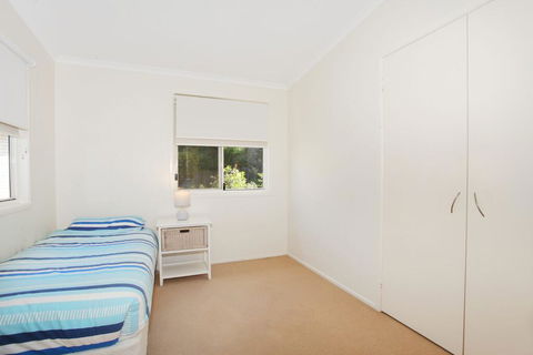 10 Barra Crescent, Coolum Beach, 500 BOND, WIFI, Walking Distance To Beach - Accommodation Port Macquarie 2