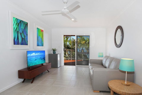 10 Mona Vista Crt, Coolum Beach, VIEWS, WiFi, Pet Friendly - Accommodation Port Macquarie 1