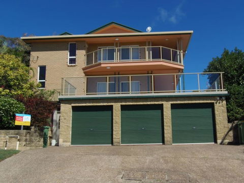 100 Cooloola Drive - Accommodation Port Macquarie 2