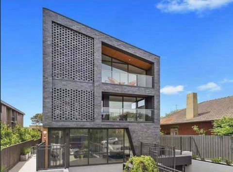 106, Modern Prestige, 3-Storey New Establishment - Accommodation Port Macquarie 0