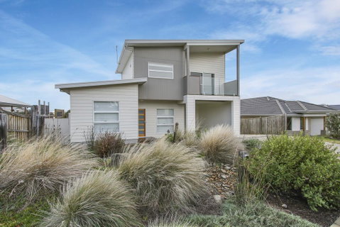 12 Echidna Grove - Accommodation Port Macquarie 0