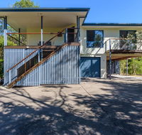 12 Ibis Court - Highset beach house with natural bushland gardens and covered decks - Accommodation Port Macquarie
