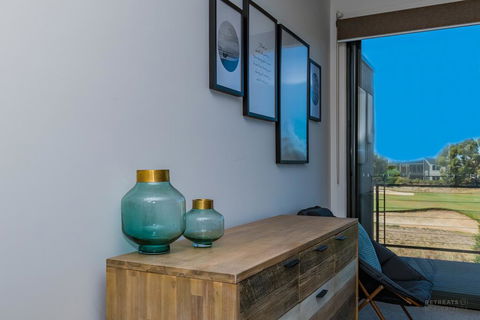 13 Shore Place - Accommodation Port Macquarie 3
