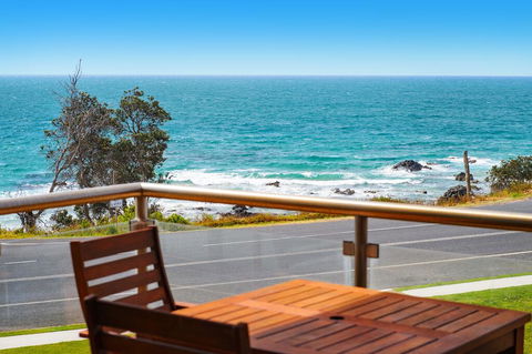 15 Beachpark Apartments - Accommodation Port Macquarie 3