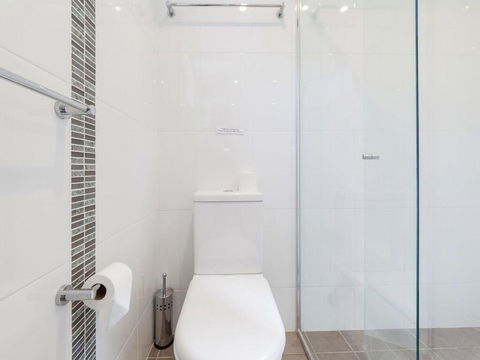 16 'Carindale' 19-23 Dowling St - Ground Floor, Foxtel, Pool And Tennis Court - Accommodation Port Macquarie 2