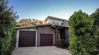 17 Naiad Court - Modern open plan family home with covered outdoor area and double lock-up garage