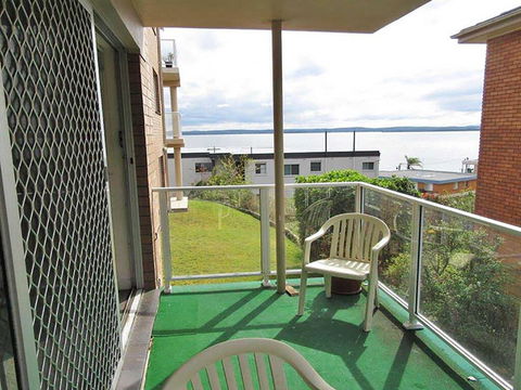 2 'Highpoint' 4 Magnus Street - Two Bedroom Unit Close To Nelson Bay CBD - Accommodation Port Macquarie 3