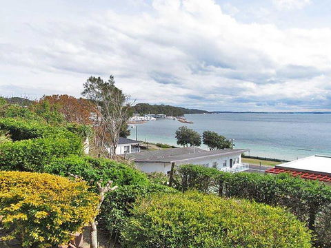 2 'Highpoint' 4 Magnus Street - Two Bedroom Unit Close To Nelson Bay CBD - Accommodation Port Macquarie 2