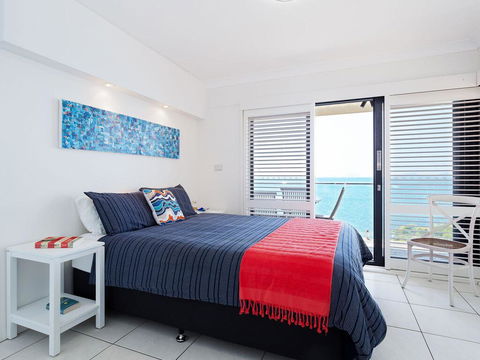 2 'Lanimer' 14 Mitchell Street - Beautiful Waterfront Property With Spectacular Views - Accommodation Port Macquarie 1