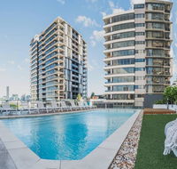 2 Bed Brisbane Resort Apartment - Accommodation Port Macquarie