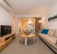 2 Bedroom Apartment Seconds From Valley - Accommodation Port Macquarie